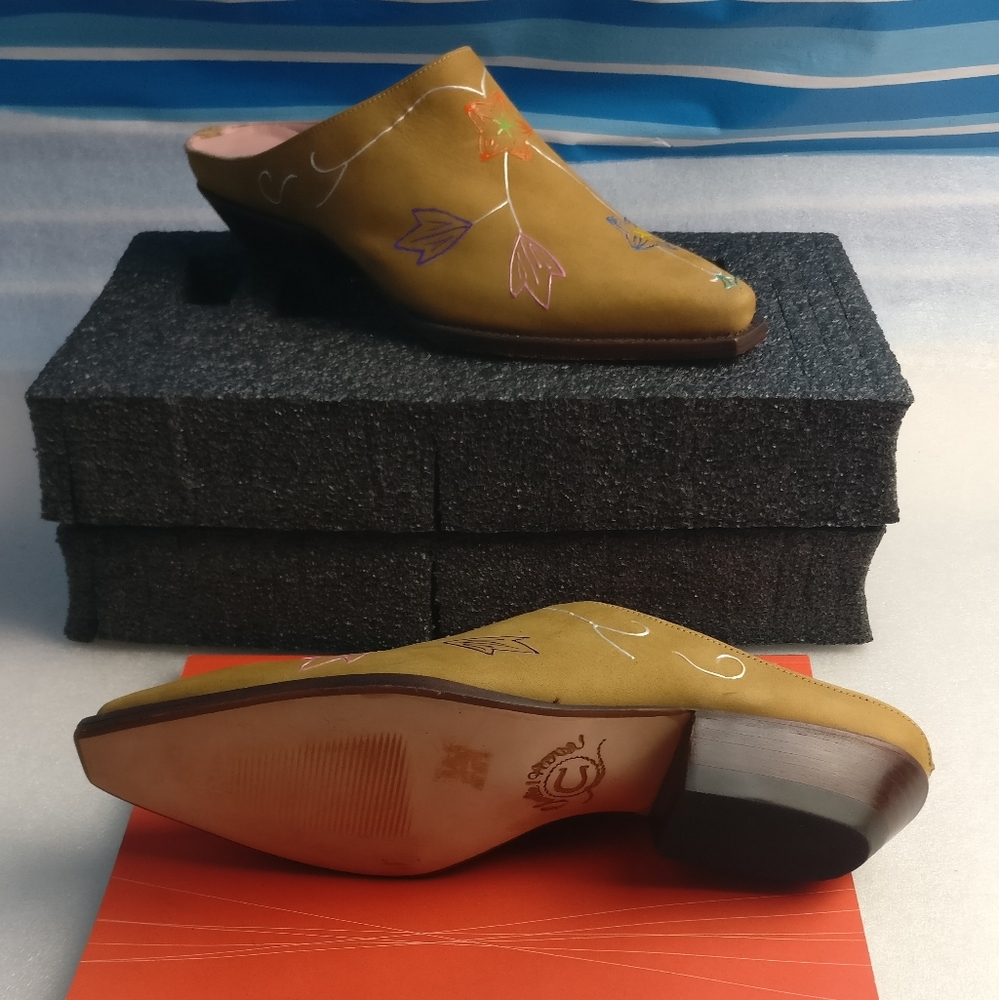 Lucchese Charlie 1 Horse Equestrian Western cowgirl handmade Leather Mules 7.5us